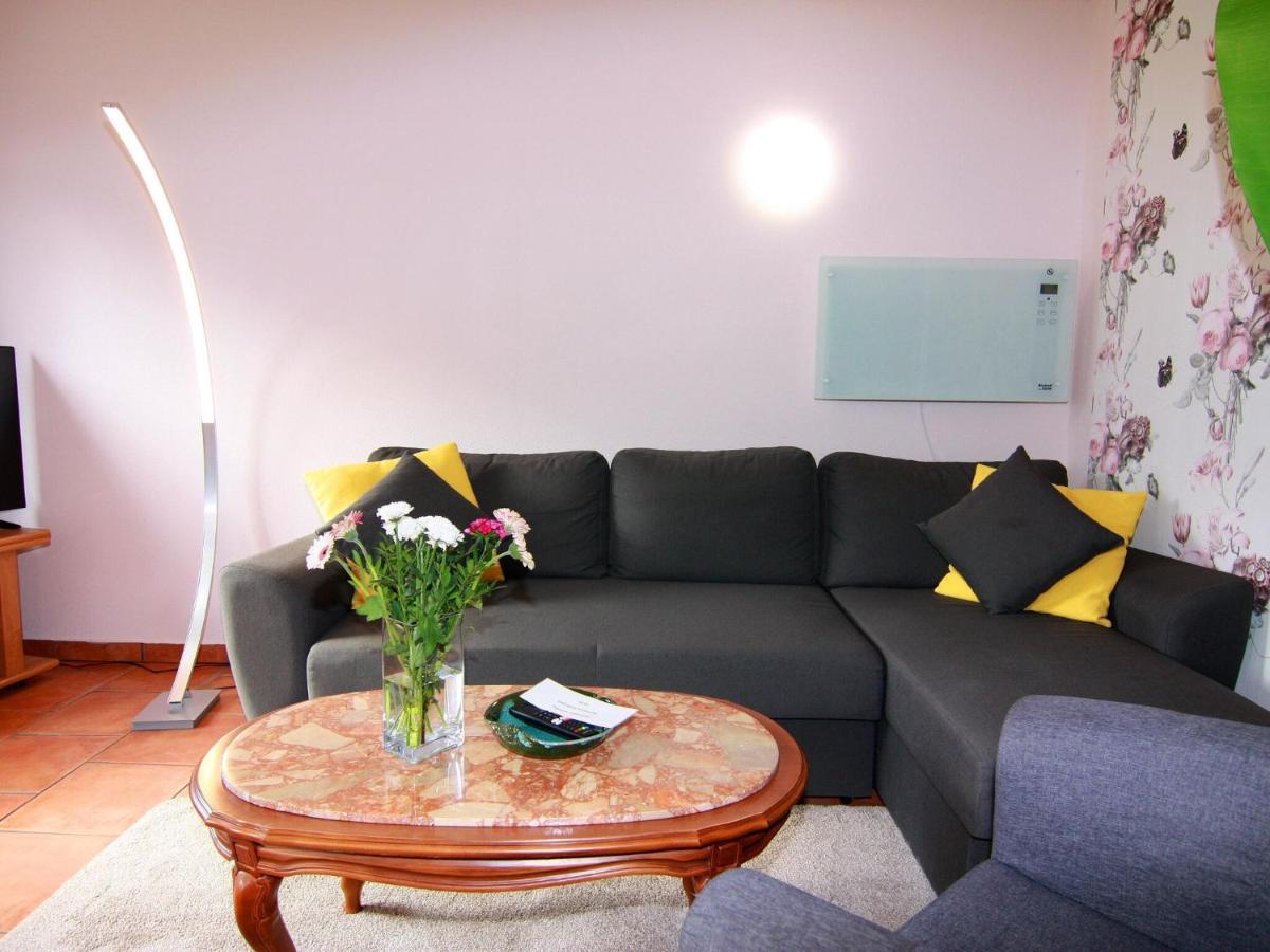 Ferienhaus ツィノヴィッツ エクステリア 写真